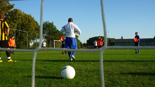 赵明剑连线戴琳揭开马莱莱和克雷 桑的不同，还想回申花踢球！.