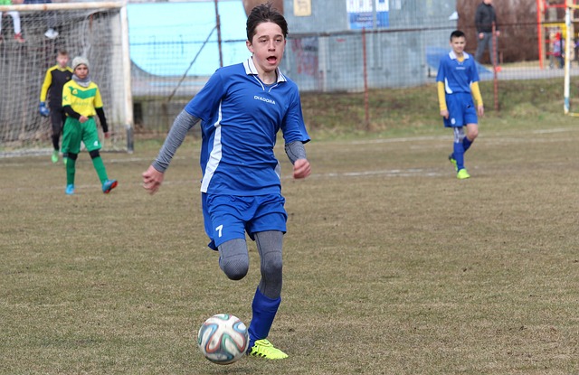 球队上轮失利后凝聚力有提升，湖人主场的小明.